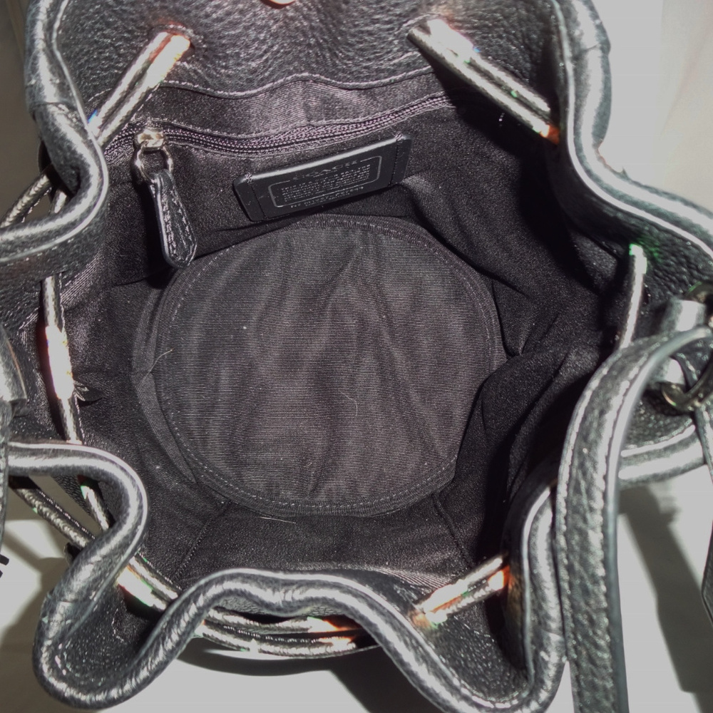 SOLD!! Leather Floral PETALS Drawstring Bag SOLD!! - Picture 5 of 8
