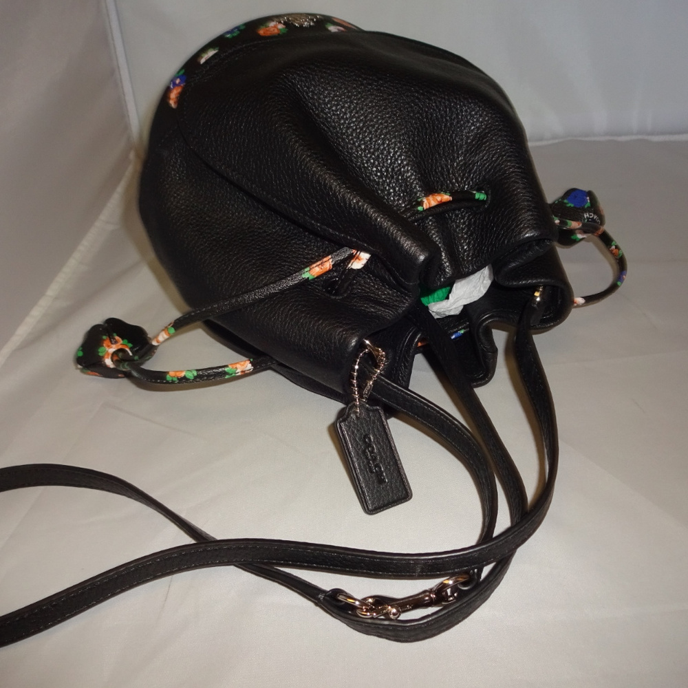 SOLD!! Leather Floral PETALS Drawstring Bag SOLD!! - Picture 7 of 8