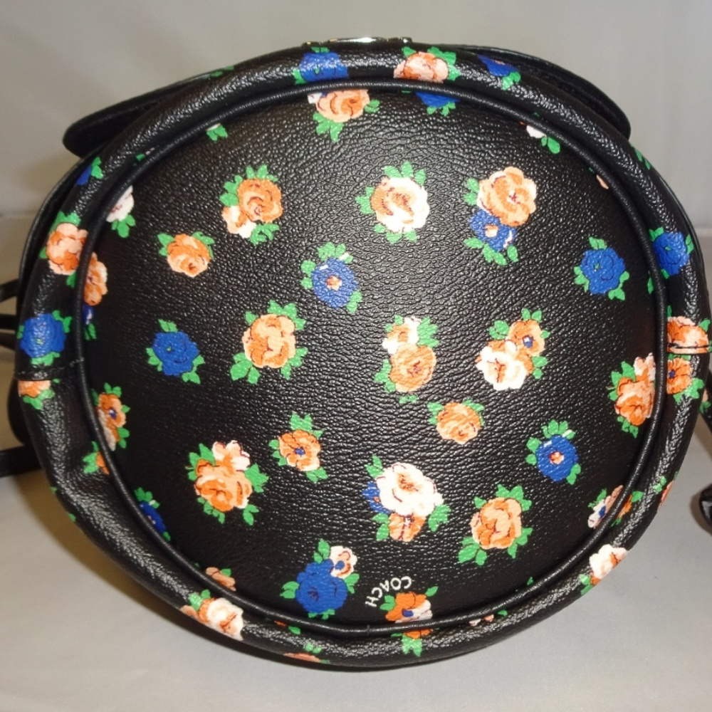 SOLD!! Leather Floral PETALS Drawstring Bag SOLD!! - Picture 6 of 8