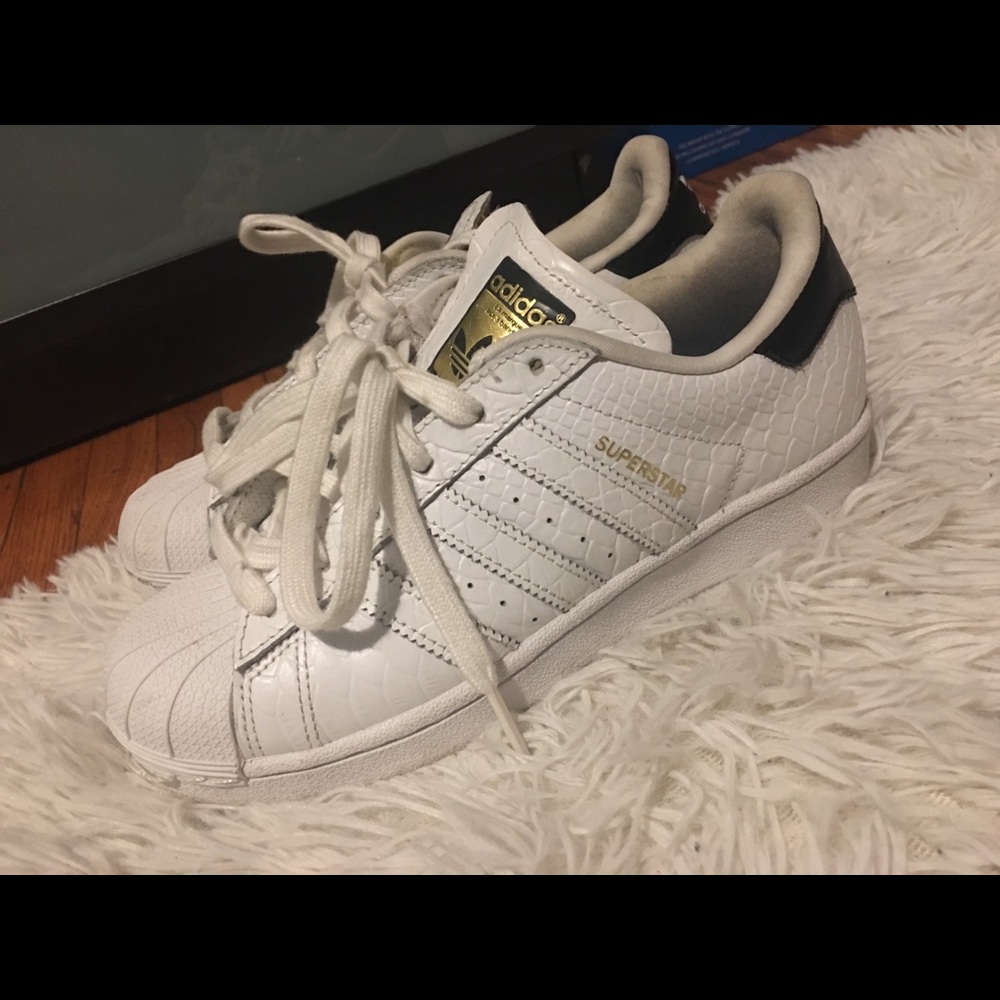 ADIDAS SUPERstar snake skin print