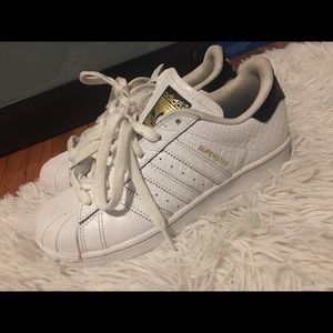 ADIDAS SUPERstar snake skin print