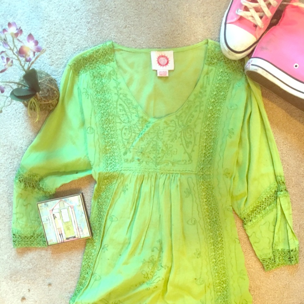 Cute Bright Green Tunic Top NWOT