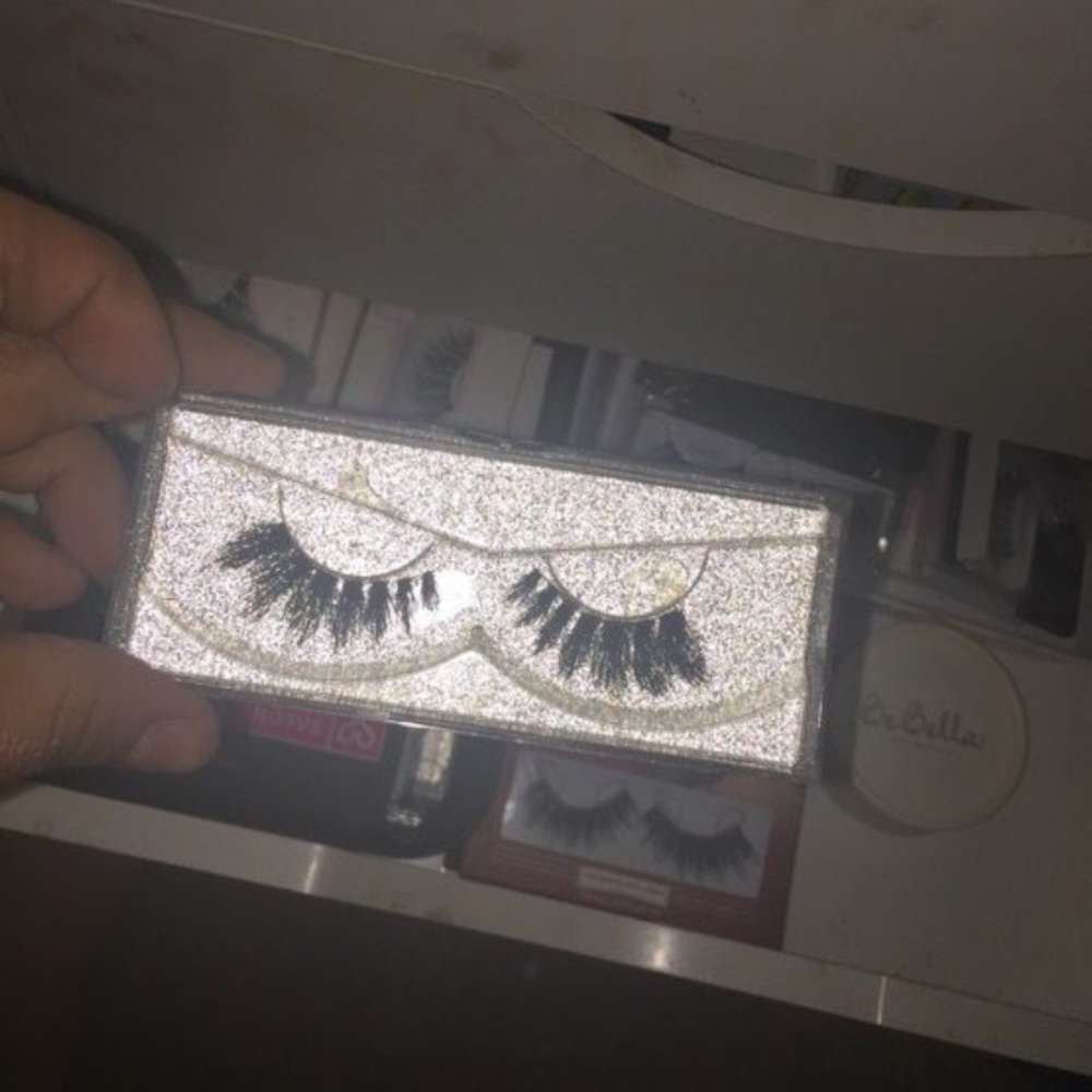 Mink lashes