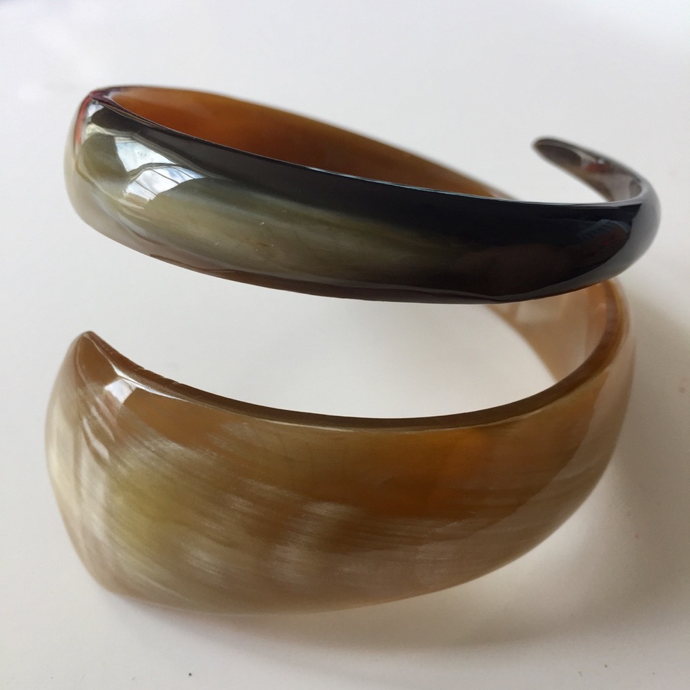 Handmade Natural Horn Swirl Bangle Bracelet