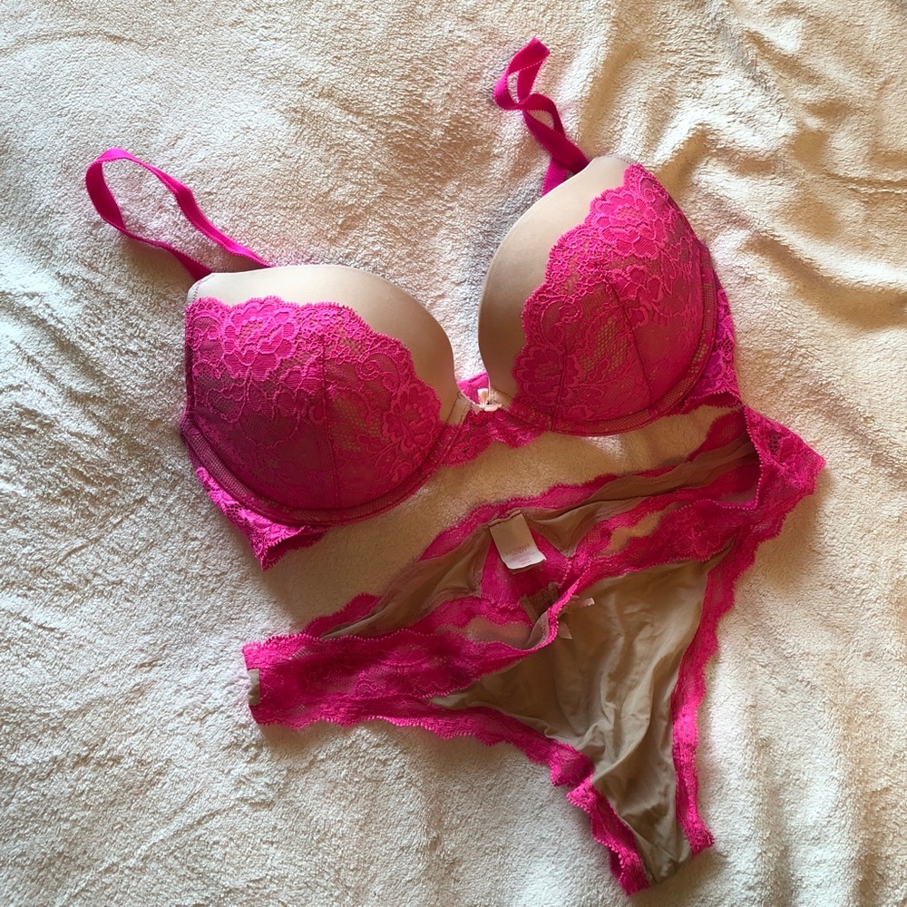 Victoria Secret Bra && Panty Set 🎀