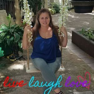 Meet your Posher, Madeline