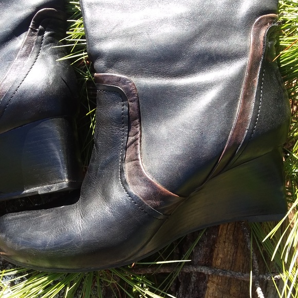 Earthies Newcastle Tall Boots - Leather Woman EUC - Picture 3 of 8