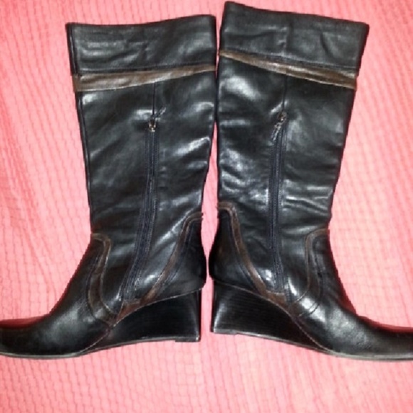 Earthies Newcastle Tall Boots - Leather Woman EUC - Picture 2 of 8
