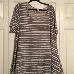 LuLaRoe Perfect T