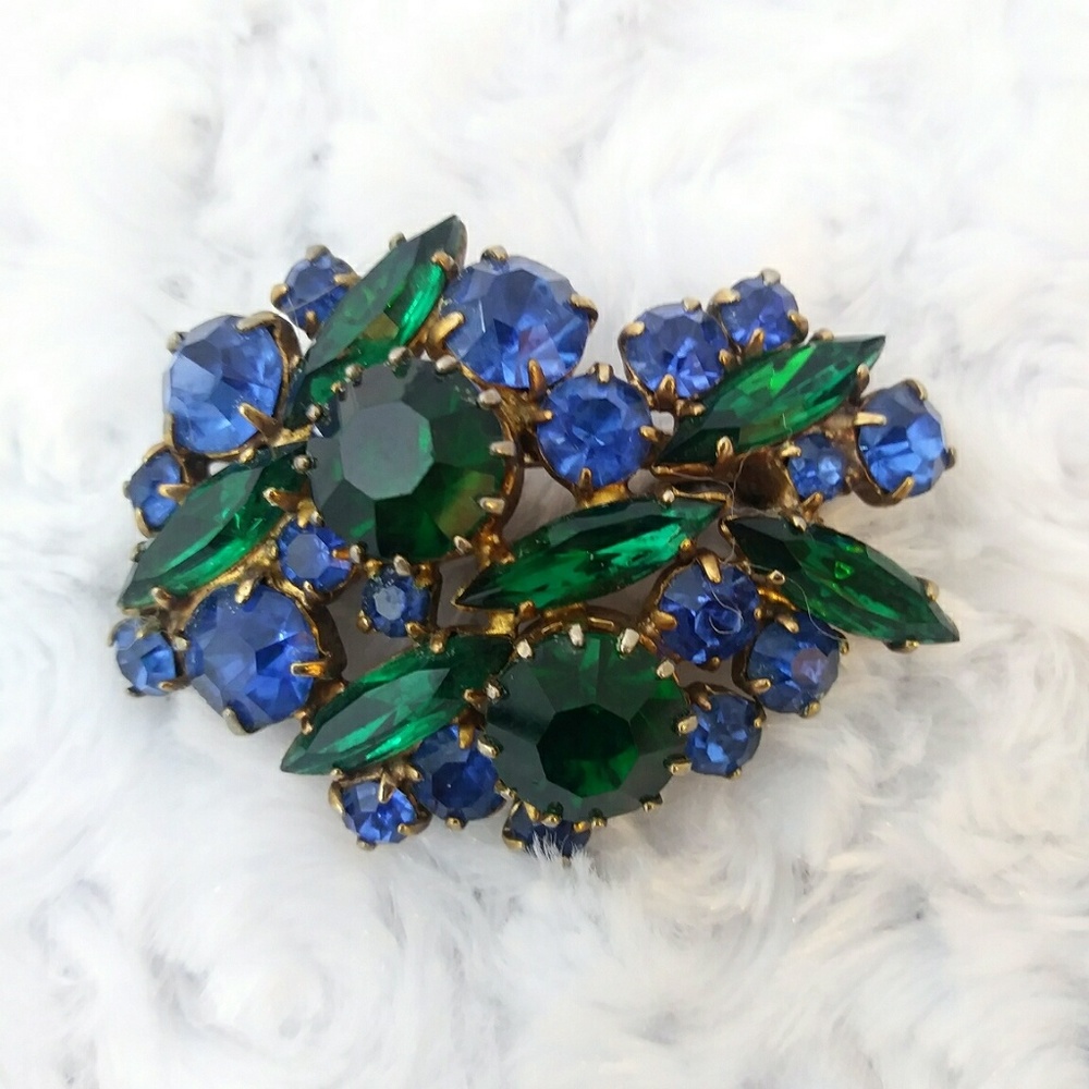 VINTAGE Blue And Green Rhinestone Brooch