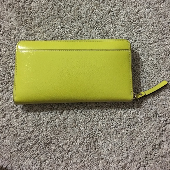Kate Spade wallet - Picture 2 of 3