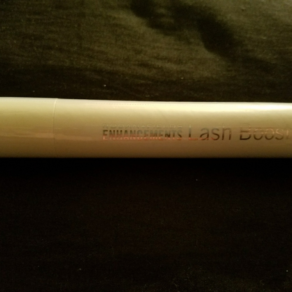 RODAN AND FIELDS LASH BOOST