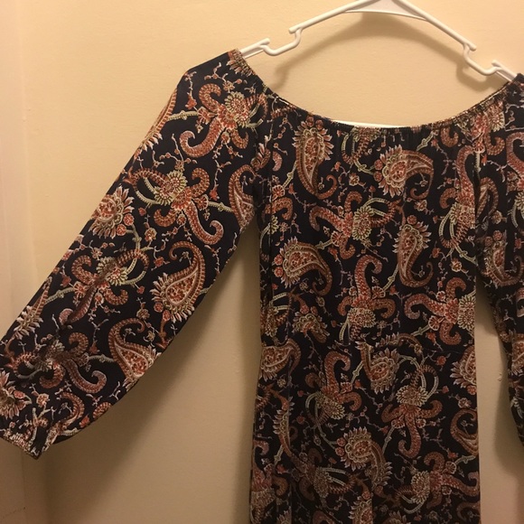 Paisley Over the Shoulder Romper - Picture 2 of 3