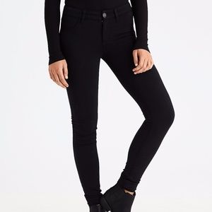 NWT AEO Black Super Soft Jeggings