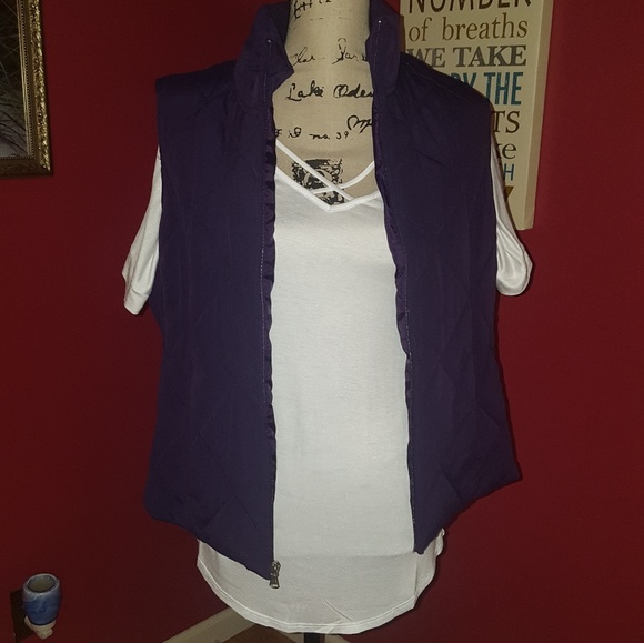 SJB Jackets & Blazers - Plum Puffer Vest