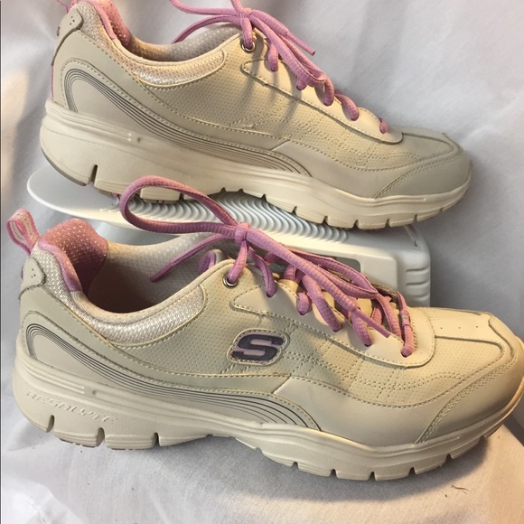 Skechers Shoes - Skechers Walk IIII