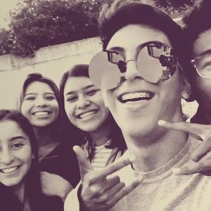 Meet your Posher, Ray