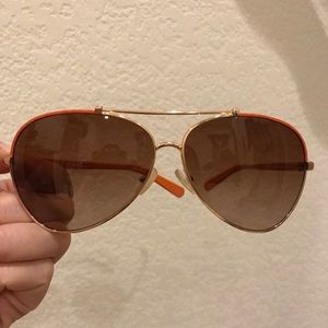 Tory Burch Sunglasses TY6021Q Orange gold.