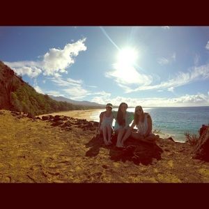 Meet your Posher, Mia