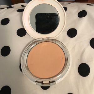 IT Cosmetics Celebration Foundation Illumination