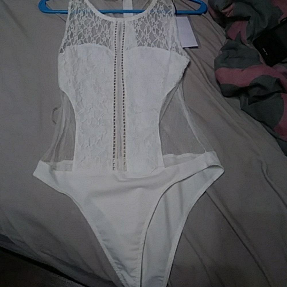 Lace body suit