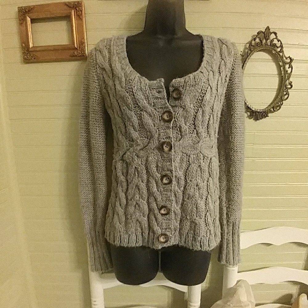 Gray sweater