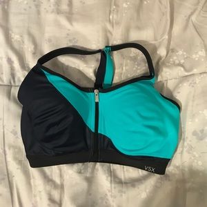 Victoria’s Secret Knockout Front Close Sports Bra