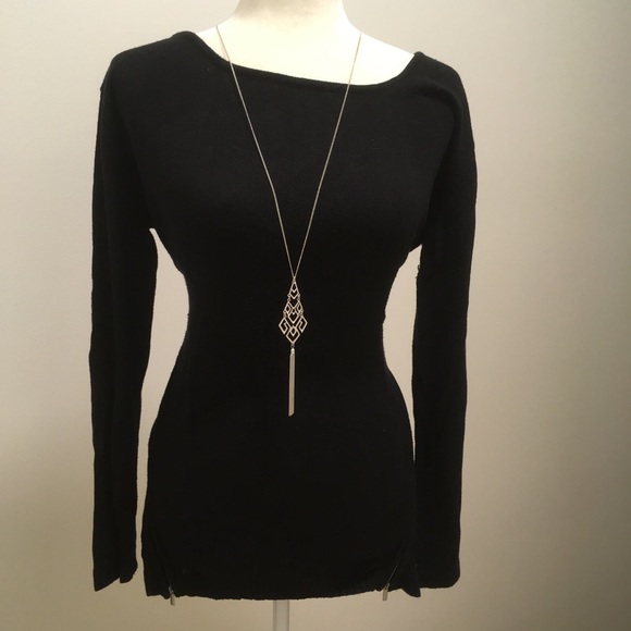NY&Co Tops - NY&Co Black Tunic Sweater