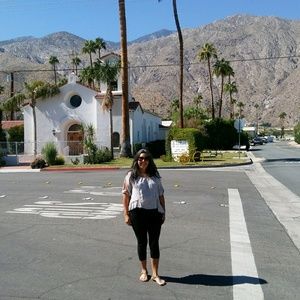 Meet your Posher, Yara