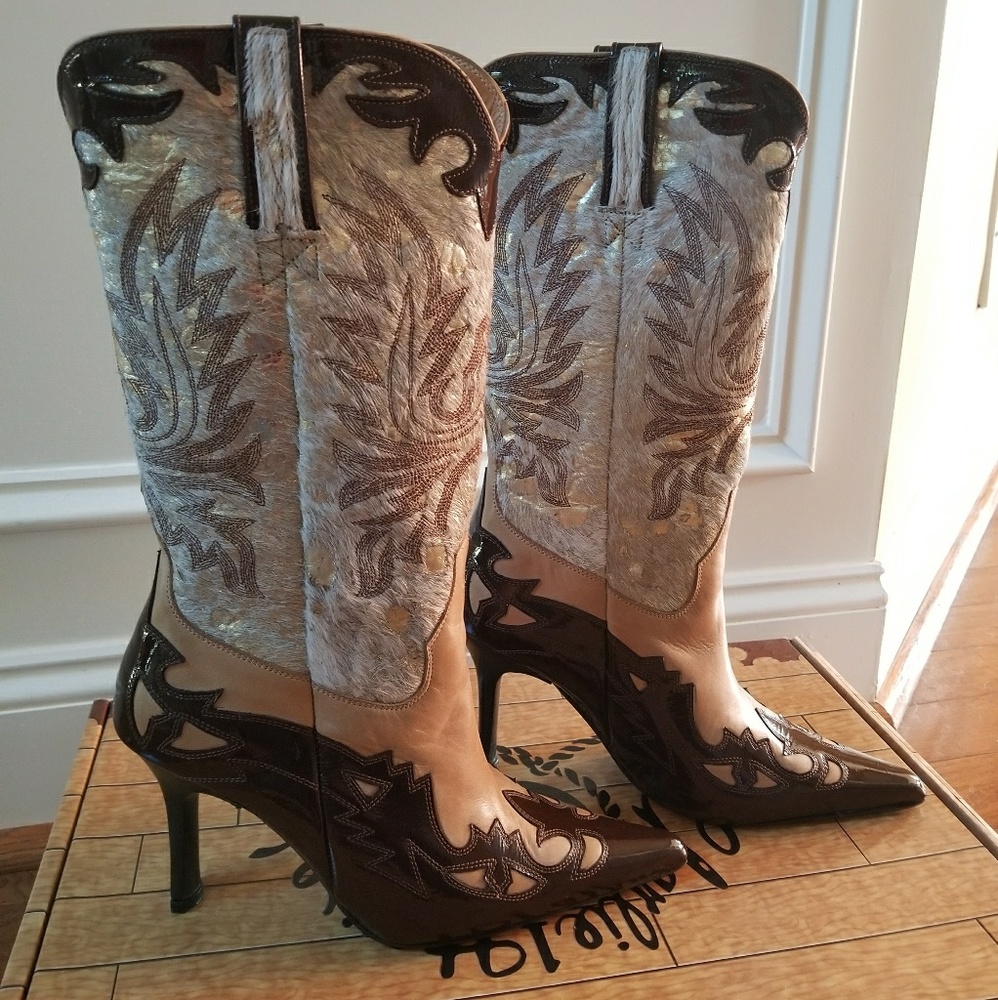 Luchesse Boots
