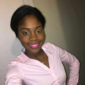 Meet your Posher, Sharice