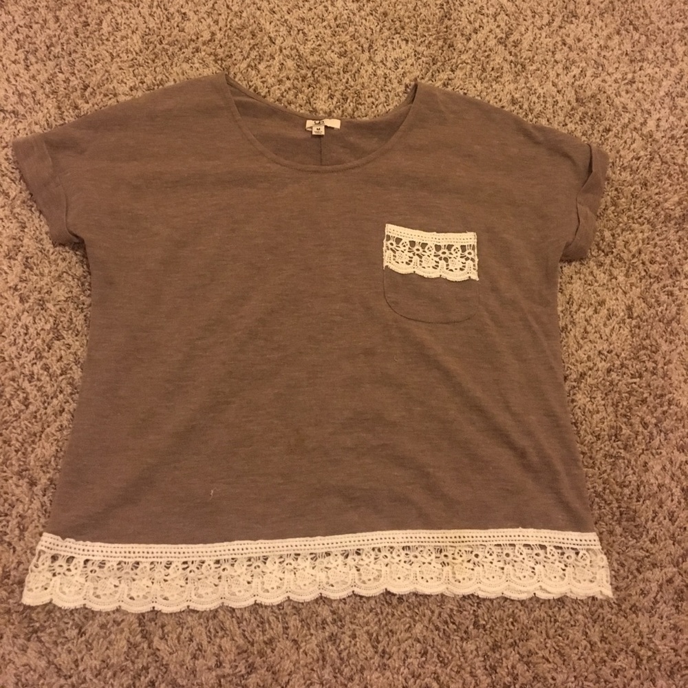 Loose fitting blouse