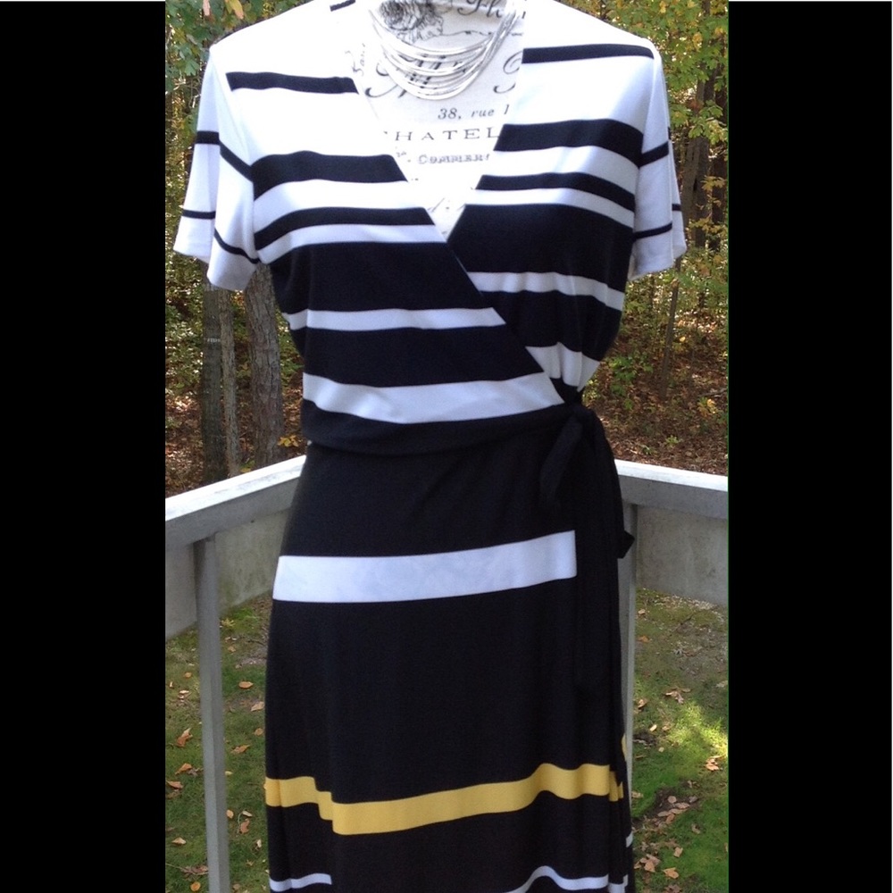 Emma & Michele Faux Wrap Dress size M