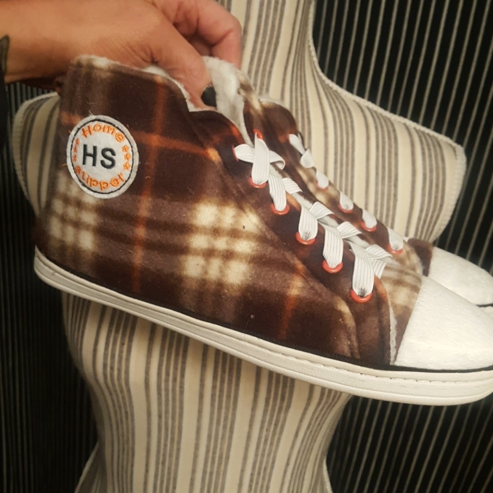 Cozy plaid sneaker Slipper's