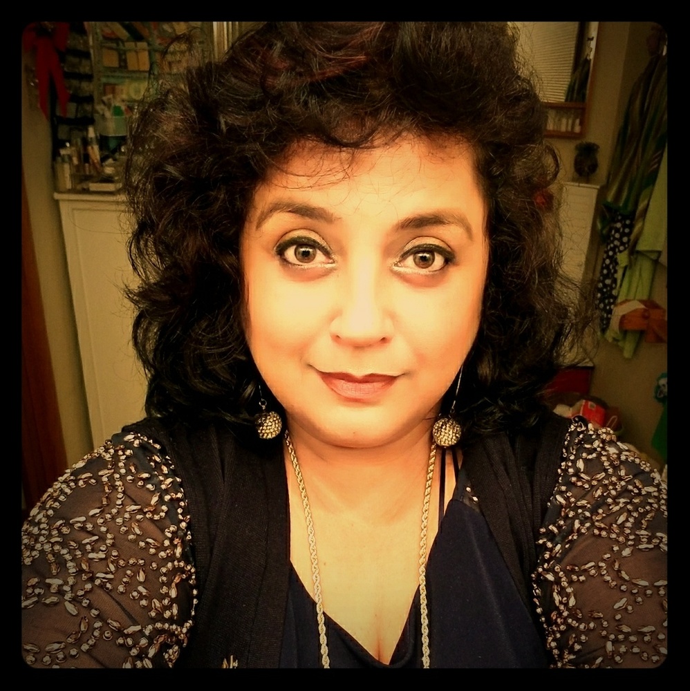 Meet your Posher, Meenakshi