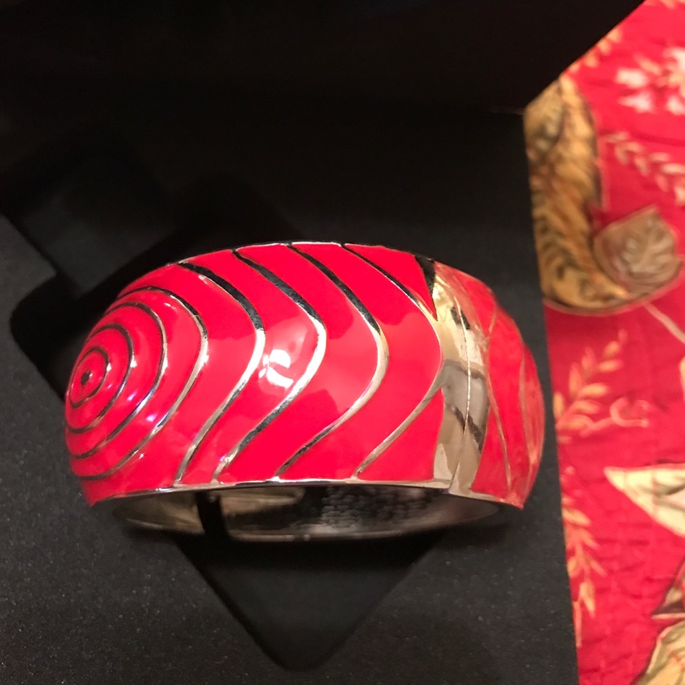 Vintage Bangle Bracelet
