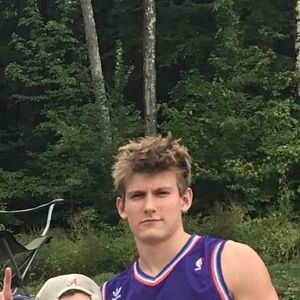 Meet your Posher, Max