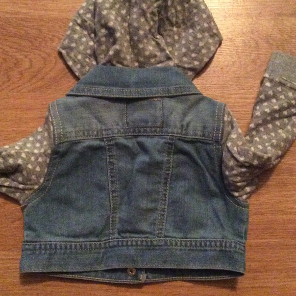 Oshkosh girls 12M Jean jacket with hearts - Picture 7 of 7