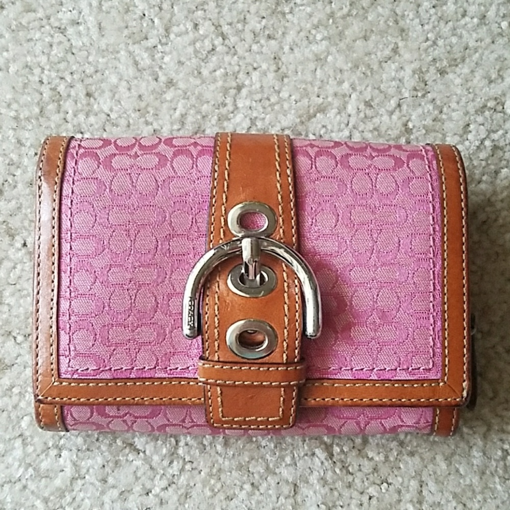 Coach signature wallet