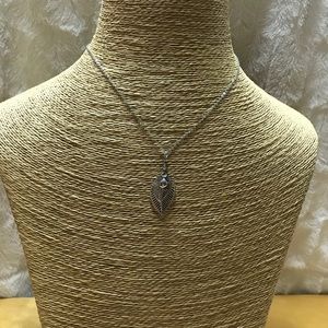 Leaf necklace