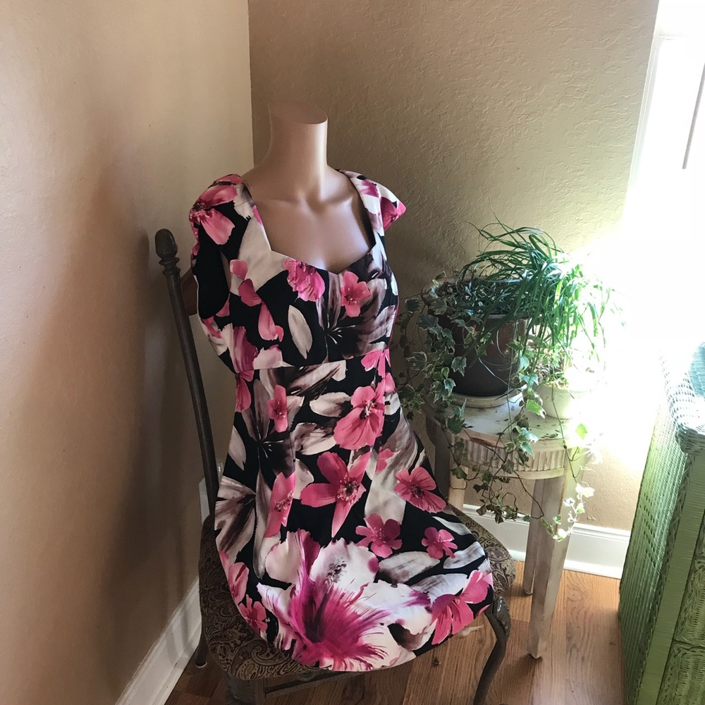 Connected pink floral a- line dress 16