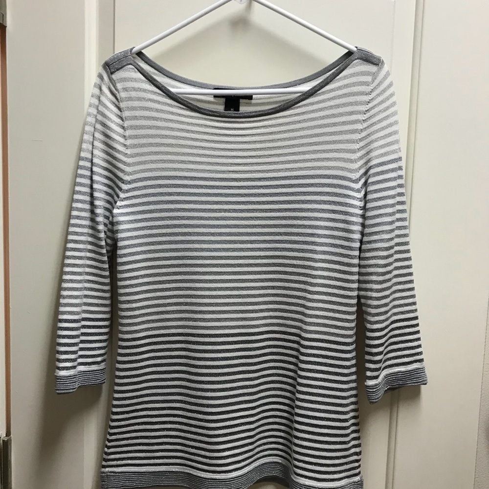 White silver stripe