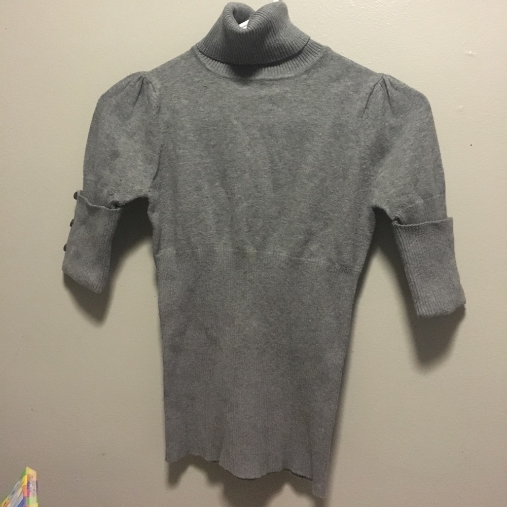 Turtleneck, short sleeve top