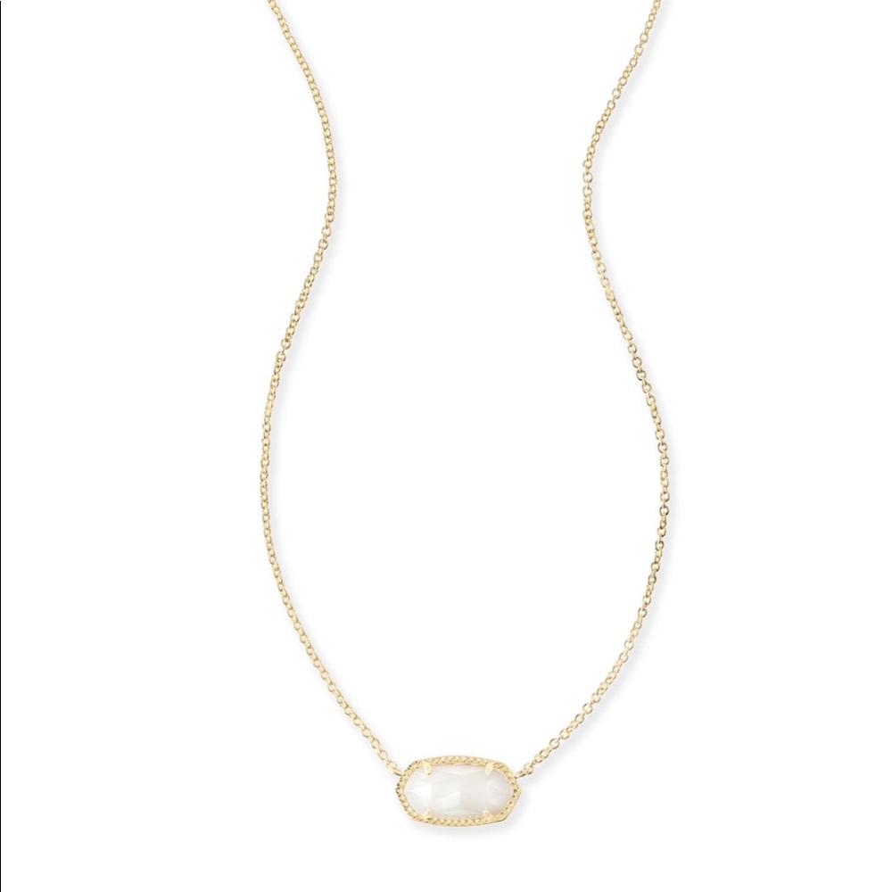 Kendra Scott necklace