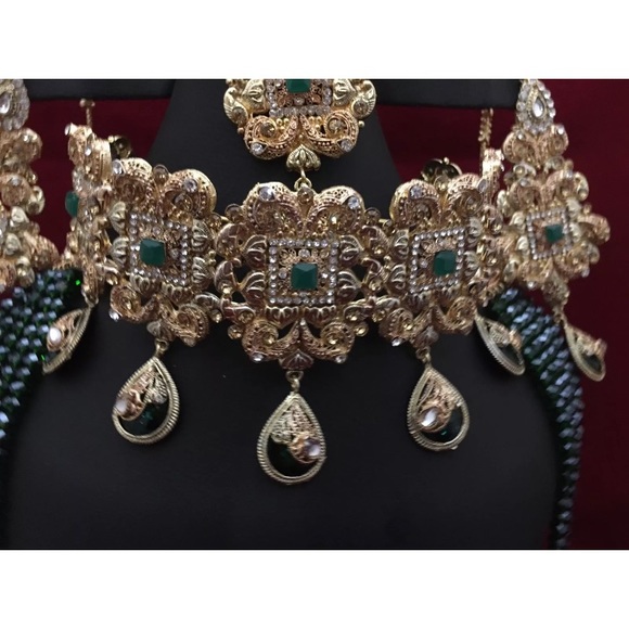 NWOT Indian Bridal jewelry set - Picture 2 of 8