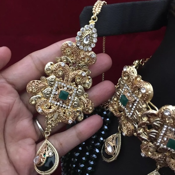 NWOT Indian Bridal jewelry set - Picture 3 of 8