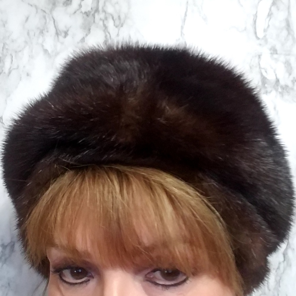 Bergdorf Goodman Vintage Fur Hat - Size Medium