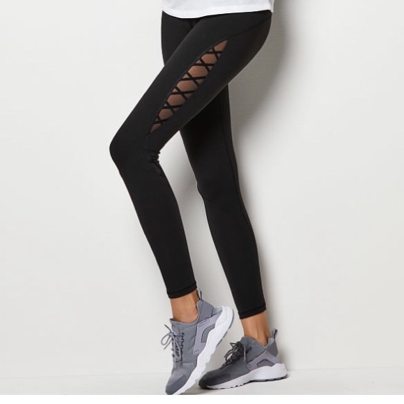 NWT Victoria’s Secret Knockout Tight - Picture 1 of 4