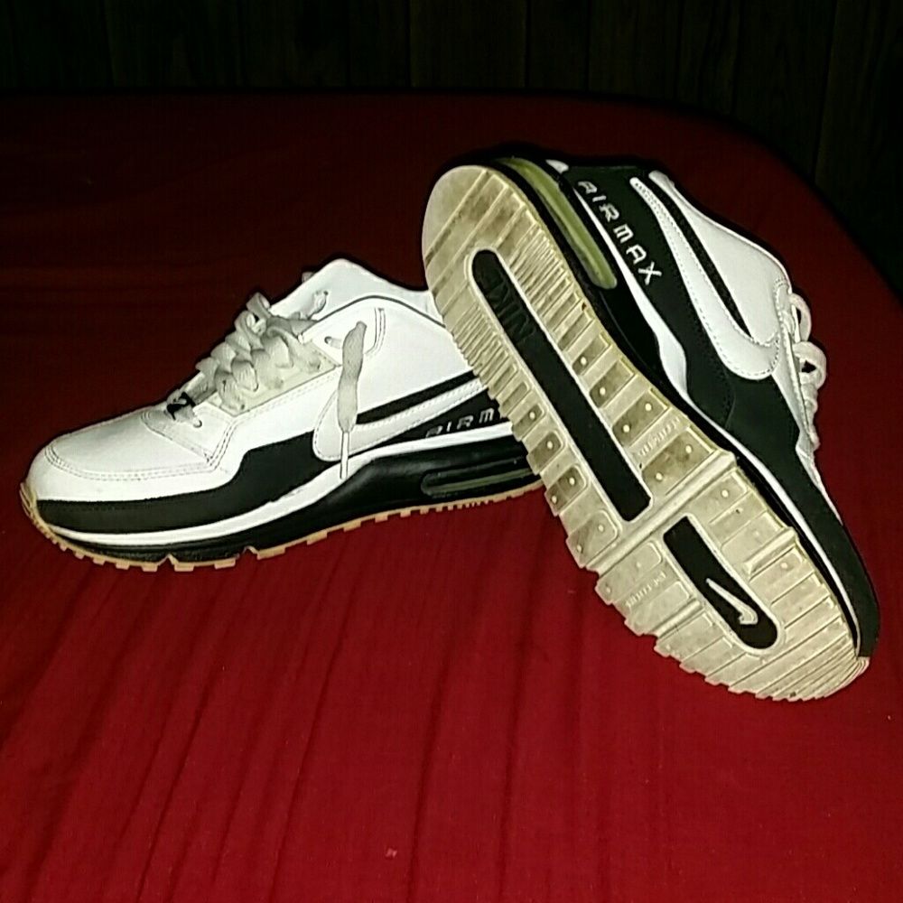 Gently used Nike Airmax
