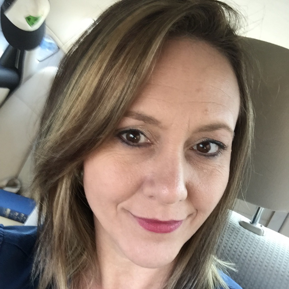 Meet your Posher, Laura